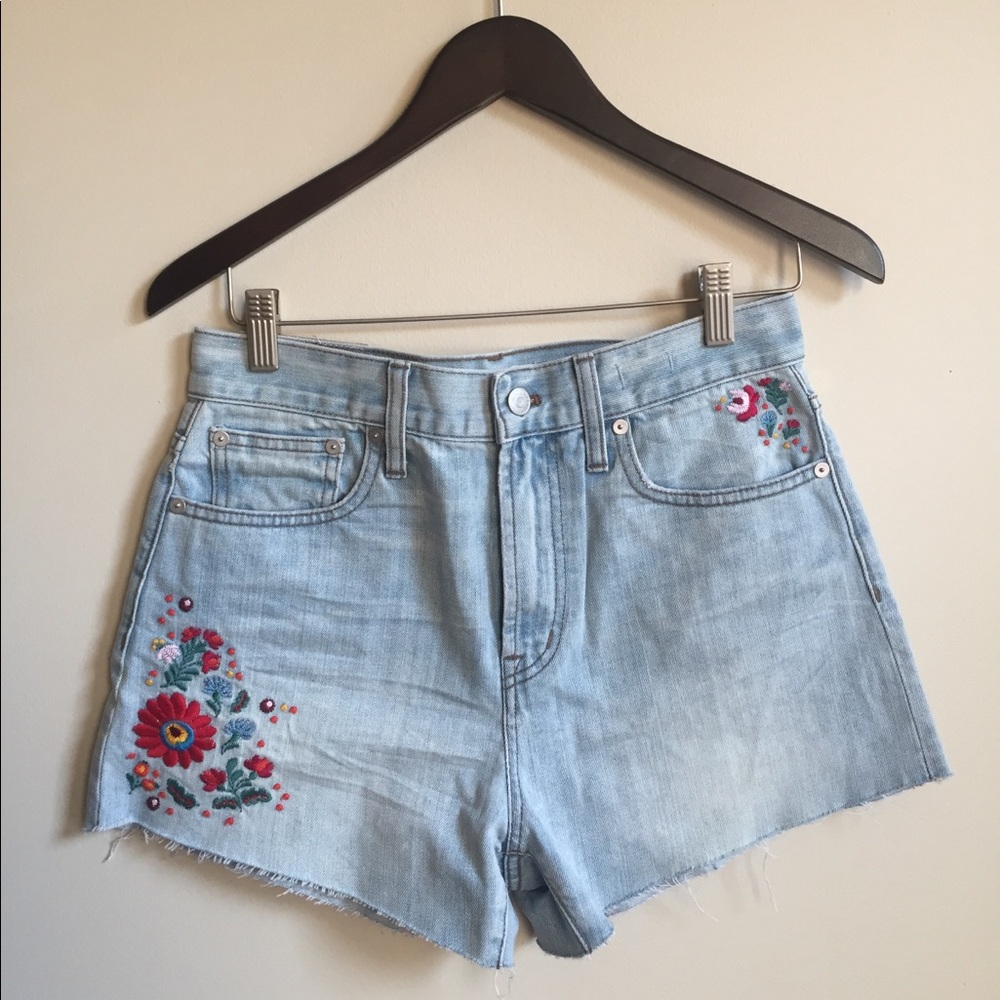 Madewell embroidered floral denim shorts highwaist